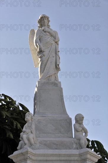 Graves, gravesites, Cementerio de Cristobal Colon, Christopher Columbus Cemetery, 56 ha cemetery, Havana, Cuba, Greater Antilles, Caribbean, Central America, America, Central America