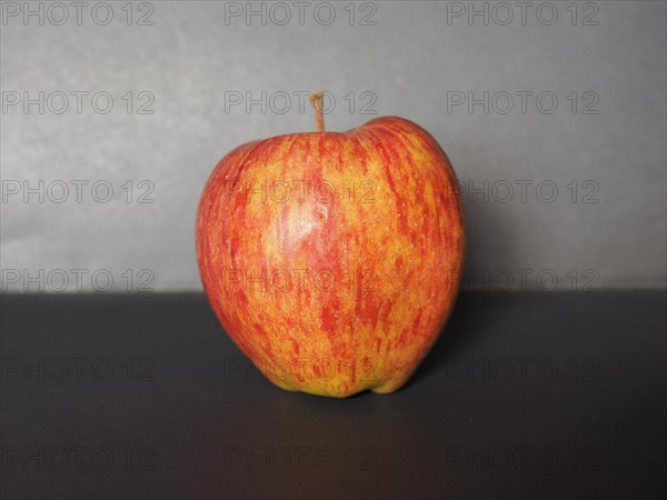 Red apple fruit food