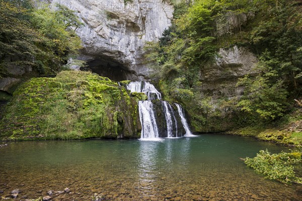 Spring and waterfall, Source du Lison, Source des Lison, Nans-sous-Sainte-Anne, Departement Doubs, Bourgogne-Franche-Comte, Jura, France, Europe