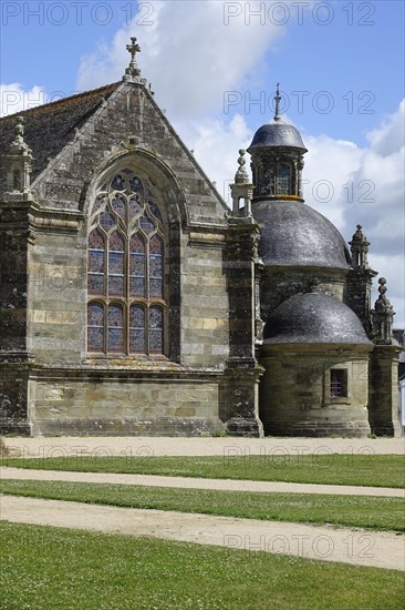 Transept of the church and sacristy, Enclos Paroissial de Pleyben enclosed parish from the 15th to 17th centuries, Finistere department, Brittany region, France, Europe