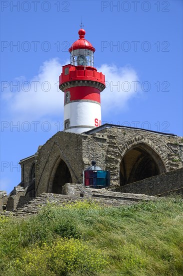 Ruins of the Saint-Mathieu abbey and lighthouse on the Pointe Saint-Mathieu, Plougonvelin, Finistere department, Brittany region, France, Europe