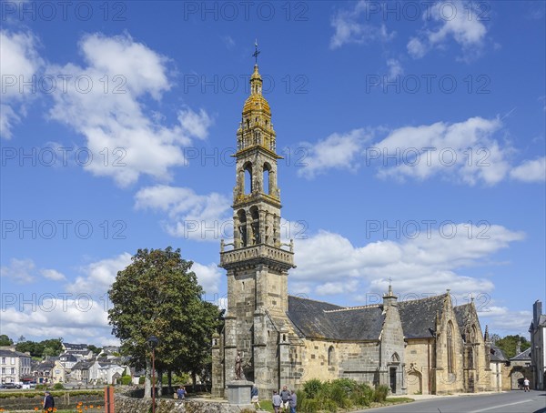 Saint-Sauveur church on the Riviere du Faou on the Rade de Brest, Le Faou, Finistere Penn ar Bed department, Brittany Breizh region, France, Europe