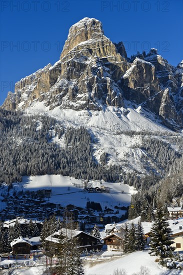 Fresh snow on the summit of Sassongher, Corvara ski resort, Kurfar, Alta Badia winter sports resort, Dolomites, South Tyrol, Italy, Europe