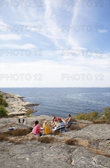 Picnic on the archipelago island of Marstrandsoe, Marstrand, Vaestra Goetalands laen, Sweden, Europe