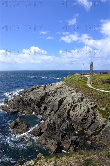 Former fort and memorial to the fallen of the 1st World War on the Pointe Saint-Mathieu, Plougonvelin, Finistere department, Brittany region, France, Europe