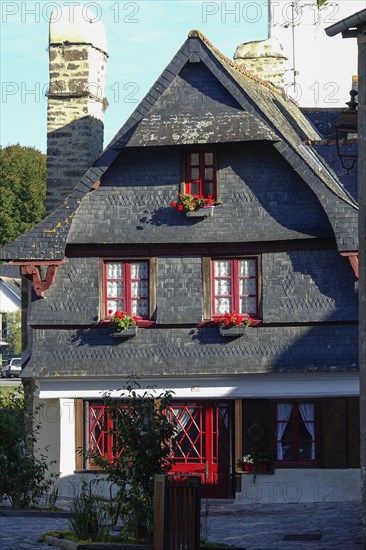 Rue du General de Gaulle in the old town centre of Le Faou with slate-roofed granite houses from the 16th century, Finistere department, Brittany region, France, Europe