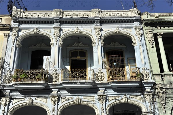 House front, house facade facing the Prado, Paseo de Marti, boulevard in the centre of Havana, Centro Habana, Cuba, Greater Antilles, Caribbean, Central America