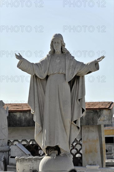 Graves, gravesites, Cementerio de Cristobal Colon, Christopher Columbus Cemetery, 56 ha cemetery, Havana, Cuba, Greater Antilles, Caribbean, Central America, America, Central America