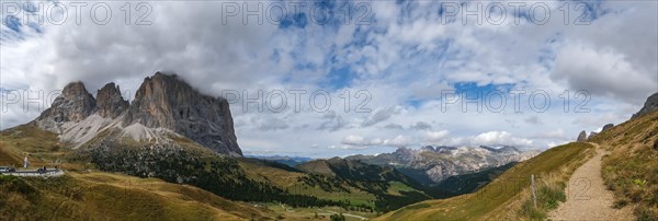 Panorama, Sassolungo Group, Pass summit, Passo Sella, Dolomites, South Tyrol, Italy, Europe