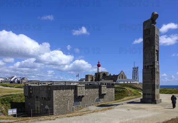Former fort and memorial to the fallen of the 1st World War, semaphore at the back, ruins of the Saint-Mathieu abbey and lighthouse on the Pointe Saint-Mathieu, Plougonvelin, Finistere department, Brittany region, France, Europe