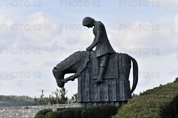 Monument, sculpture, in the park near the Basilica of San Francesco d'Assisi, Assisi, Umbria, Italy, Europe