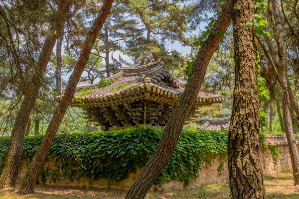 Hyoyeolgak (filial piety and chastity) pavilion located near Suok, South Korea, built in 1928 in memory of the son of Seoncheoheum for his service to his sick father, Asia