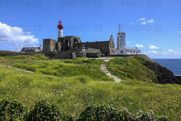 Semaphore, ruins of the Saint-Mathieu abbey and lighthouse on the Pointe Saint-Mathieu, Plougonvelin, Finistere department, Brittany region, France, Europe