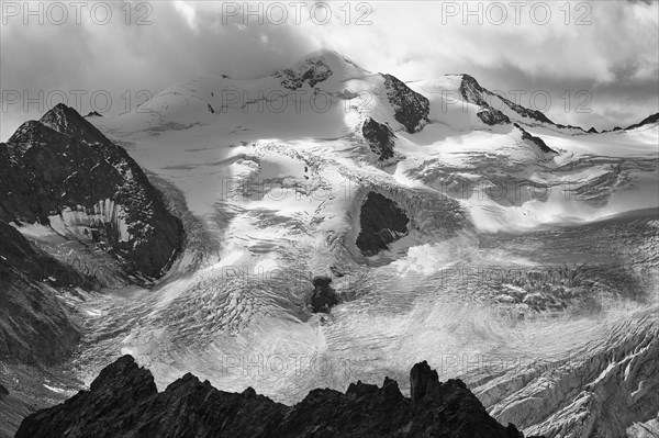 Wildspitze with Taschachferner, Pitztal, Oetztal Alps, Tyrol, Austria, Europe