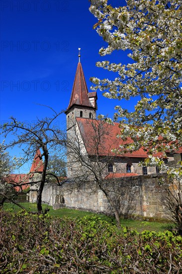 Fortified church from the Middle Ages, fortified church, Effeltrich in Franconian Switzerland, district of Forchheim, Upper Franconia, Bavaria, Germany, Europe