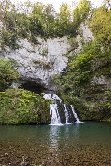 Spring and waterfall, Source du Lison, Source des Lison, Nans-sous-Sainte-Anne, Departement Doubs, Bourgogne-Franche-Comte, Jura, France, Europe