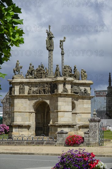 Calvary Calvaire, enclosed parish of Enclos Paroissial de Pleyben from the 15th to 17th century, Finistere department, Brittany region, France, Europe