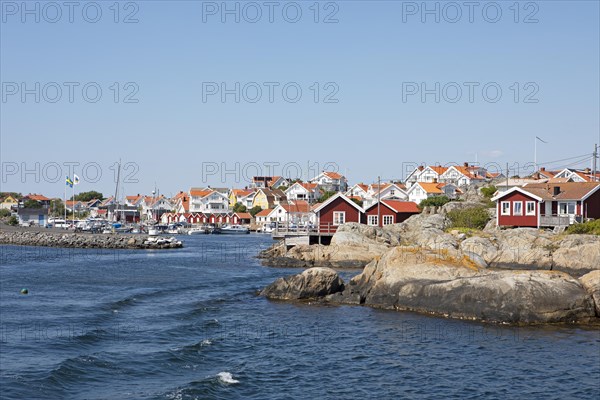 View of Fotoe on the archipelago island of Fotoe, Oeckeroe municipality, Vaestra Goetalands laen province, Sweden, Europe