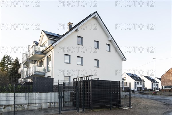 Absorber for the conversion of heat from the environment through sun, wind and ambient temperature. Transfer e.g. to a heat pump in an apartment block in Duesseldorf, Germany, Europe