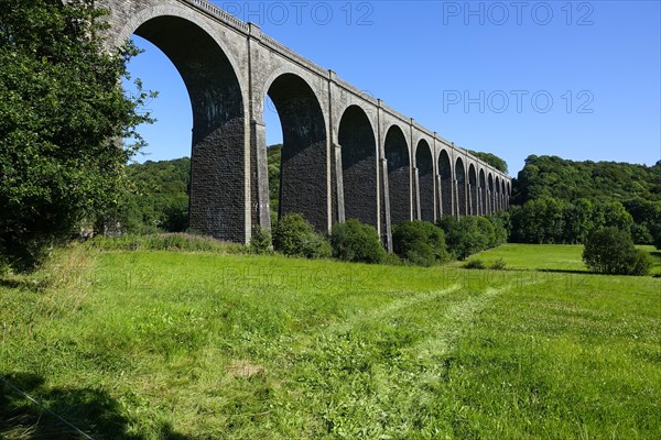 Daoulas viaduct over the Mignonne valley on the railway line between Savenay and Landerneau, height 38 metres, length 357 metres, built 1860-1866, Finistere department, Brittany region, France, Europe