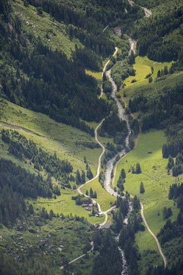 View of a mountain valley, Zemmgrund with Zemmbach stream, Zillertal Alps, Tyrol, Austria, Europe