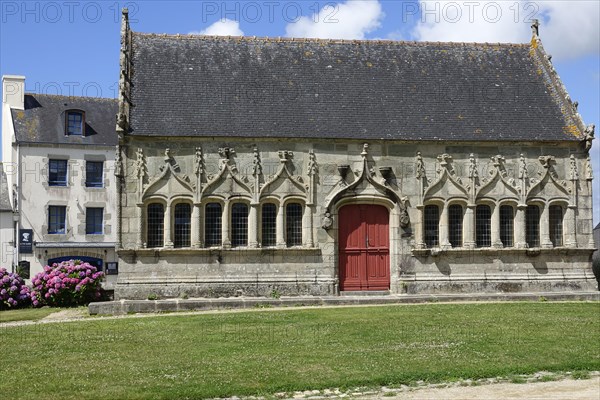 Ossuary from the 16th century, enclosed parish of Enclos Paroissial de Pleyben, Finistere department, Brittany region, France, Europe