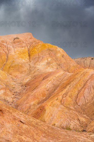 Eroded mountain landscape, sandstone cliffs, canyon with red and orange rock formations, Konorchek Canyon, Chuy, Kyrgyzstan, Asia