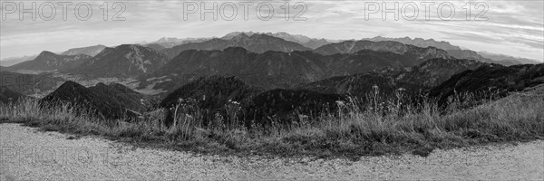 View from Hochfelln to Chiemgau Alps with Ruhpolding, behind Berchtesgaden Alps, Leoganger and Loferer Steinberge, Panorama, Bergen, Chiemgau, Upper Bavaria, Bavaria, Germany, Europe