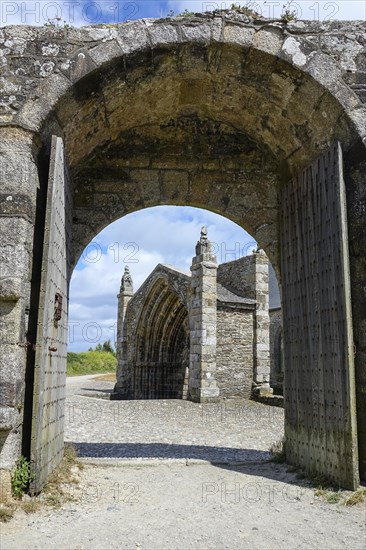 Chapel of Notre Dame de Grace at the ruins of Saint-Mathieu Abbey on the Pointe Saint-Mathieu, Plougonvelin, Finistere department, Brittany region, France, Europe