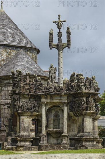 Calvary Calvaire, granite stone carving, Enclos Paroissial parish enclosure of Guimiliau, Finistere Penn ar Bed department, Brittany Breizh region, France, Europe
