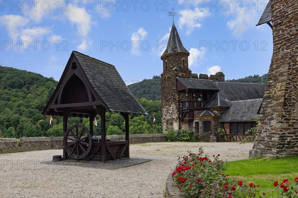 Former Imperial Castle, Courtyard, Cochem, Rhineland Palatinate, Germany, Europe