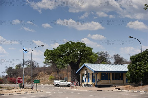 The border crossing, border, state border, control, border control, customs, Ngoma from Namibia to Botswana