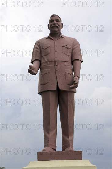 Statue of first prime minister Don Stephen Senanayake, Polonnaruwa, North Central Province, Sri Lanka, Asia