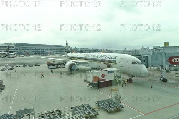 Airbus A 350 900 at Terminal 3, Changi Airport Singapore, Singapore, Asia