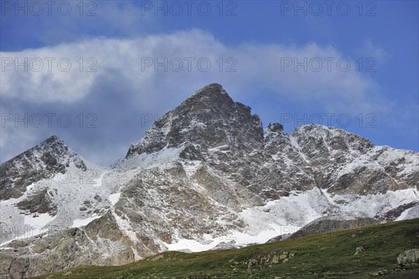 View over mountains along the mountain pass Passo di Gavia in the Italian Alps, Lombardy, Italy, Europe