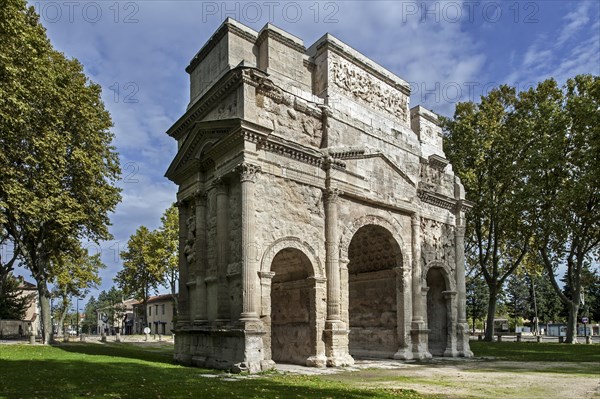 Roman Triumphal Arch of Orange, Arc de triomphe d'Orange, Provence-Alpes-Cote d'Azur, Vaucluse, France, Europe