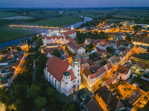 Hartenfels Castle from above, at dusk, Torgau, Saxony, Germany, Europe