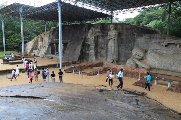 Giant Buddha stone statues, Gal Viharaya, UNESCO World Heritage Site, the ancient city of Polonnaruwa, Sri Lanka, Asia