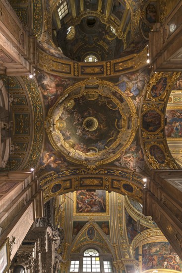 Vaults and dome of the baroque Chiesa del Gesu, built at the end of the 16th century, Via di Porta Soprana, 2, Genoa, Italy, Europe