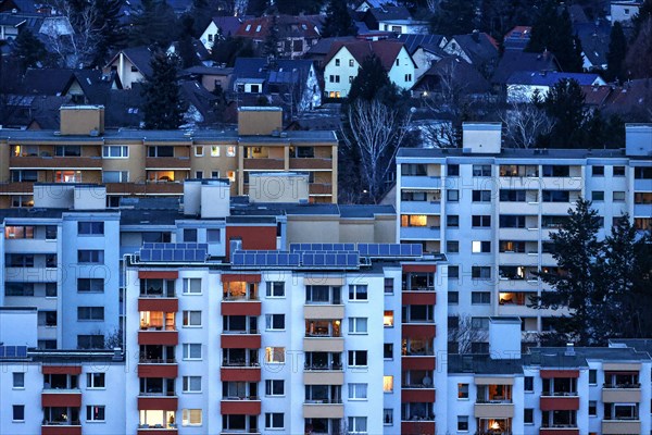 View of tower blocks and apartment blocks in the Neukoelln district of Berlin. The rise in rents in German cities has increased again in the past year, Berlin, 16.01.2023