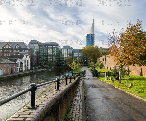 The Blade, Abbey Mill House, high rise office building 2009, River Kennet, Reading, Berkshire, England, UK