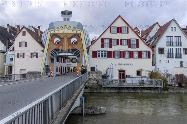 Large Goleztor gate in Donaustrasse at the entrance to Riedlingen town centre, Riedlingen an der Donau, Baden-Wuerttemberg, Germany, Europe