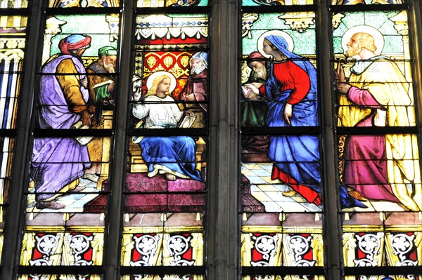 Church windows with Christian motifs, Heilig-Kreuz-Muenster, start of construction around 1315, Schwaebisch Gmuend, Baden-Wuerttemberg, Germany, Europe