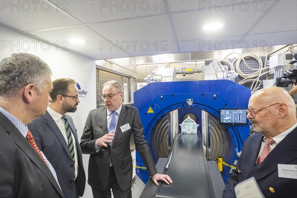 Prototype for high-contrast live imaging in proton therapy inaugurated, Dresden, Saxony, Germany, Europe