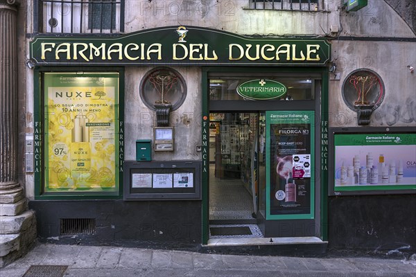 Old pharmacy, Farmacia Del Ducale, in the historic centre, Vico dei Notari, Genoa. Italy