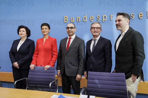 Amira Mohamed Ali, MP, Dr Sahra Wagenknecht, Prof. Dr Shervin Haghsheno, university professor and entrepreneur, Thomas Geisel, former Mayor of Duesseldorf, and Fabio de Masi, financial expert, former MEP and MP, recorded at the federal press conferences