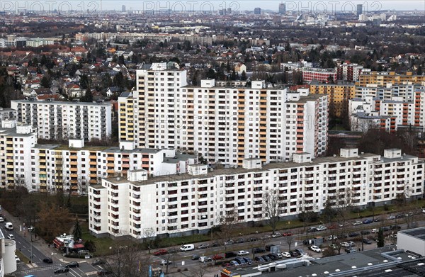 View of residential buildings in Gropiusstadt. The rise in rents in German cities has increased again in the past year, Berlin, 16.01.2023