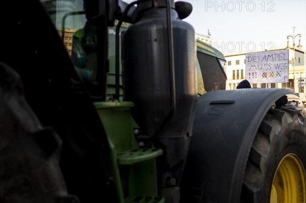 Pictures taken during the farmers' protests in Berlin. Farmers are demonstrating against the planned cancellation of the agricultural diesel tax and the motor vehicle tax exemption. The protests were organised by the German Farmers' Association together with the state farmers' associations