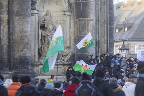 Thousands of people demonstrate on Schlossplatz in Dresden and then march through the city centre. Flags of the former Kingdom of Saxony can be seen, often carried by supporters of the small right-wing extremist party (approx. 1000 members) Free Saxony. The demonstration was organised by the Free Saxons, Dresden, Saxony, Germany, Europe