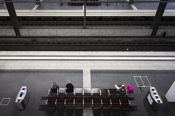 A few people wait on the platform at Berlin Central Station. Today is the second day of the strike by the train drivers' union GDL, on which train cancellations are to be expected. Berlin, 11.01.2024